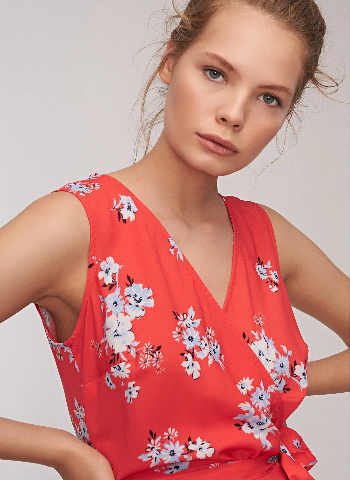 13540 Red Floral Dress