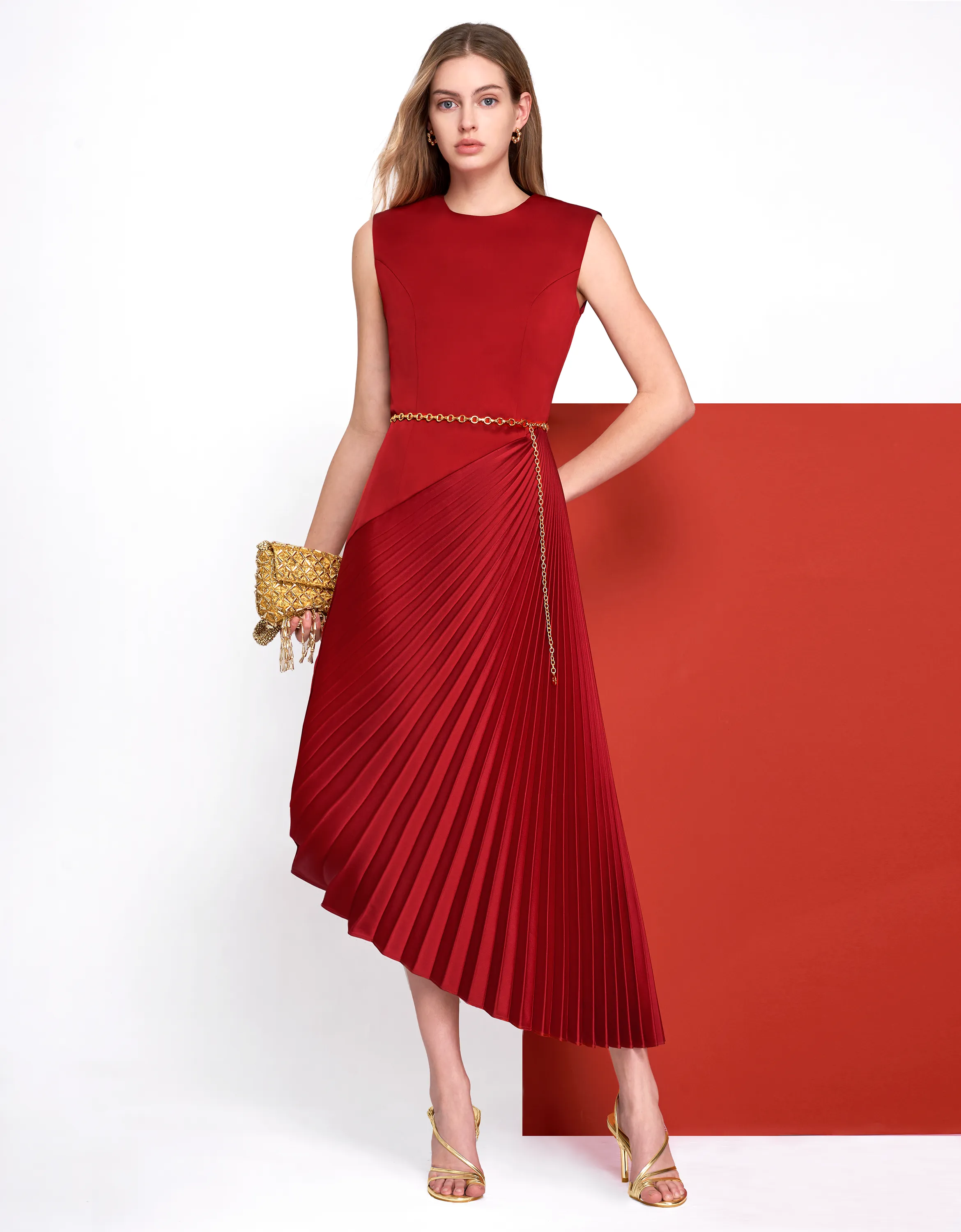 Asymmetric Pleated Hem Midi Dress