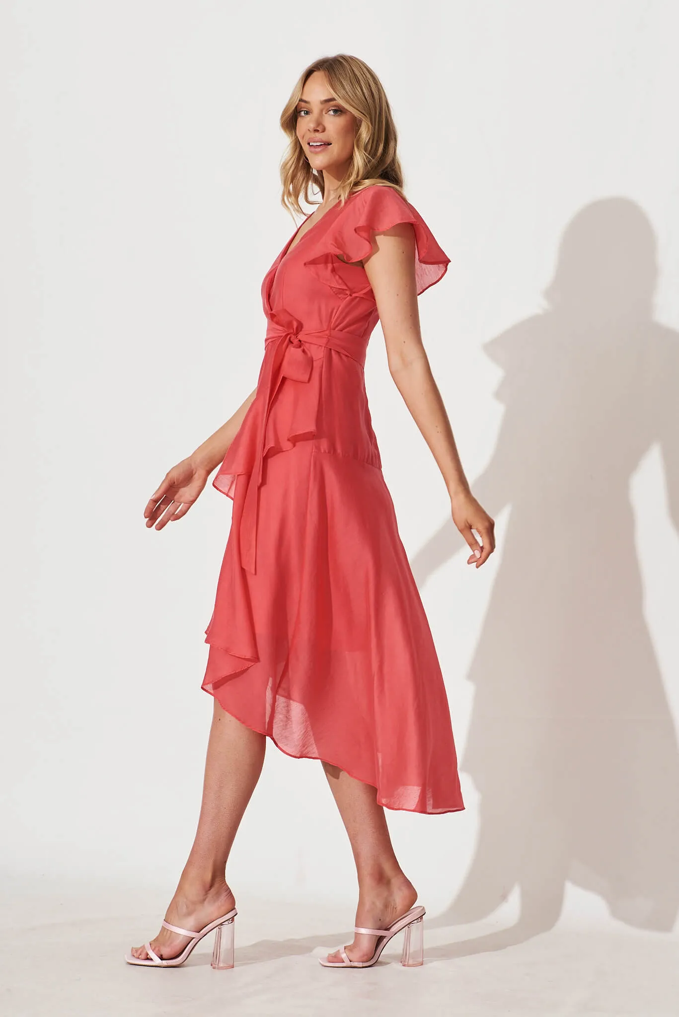 Cheerful Midi Dress In Raspberry