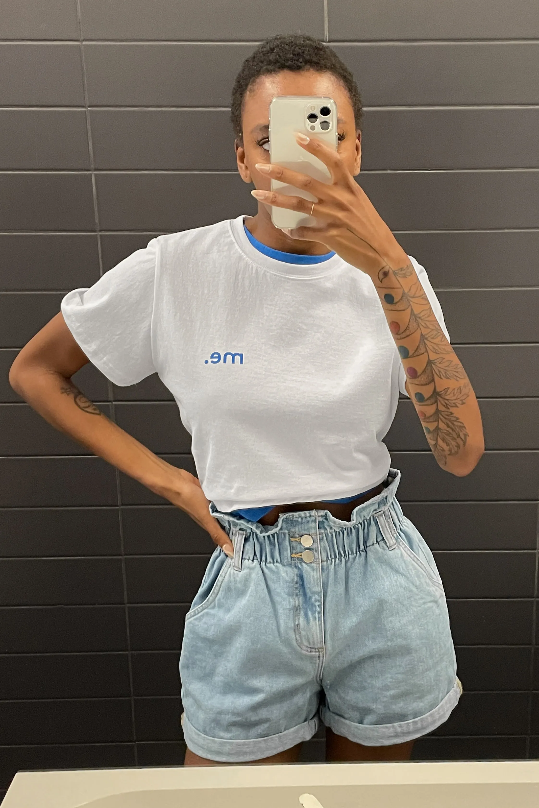 CROPPED GRAPHIC T-SHIRT