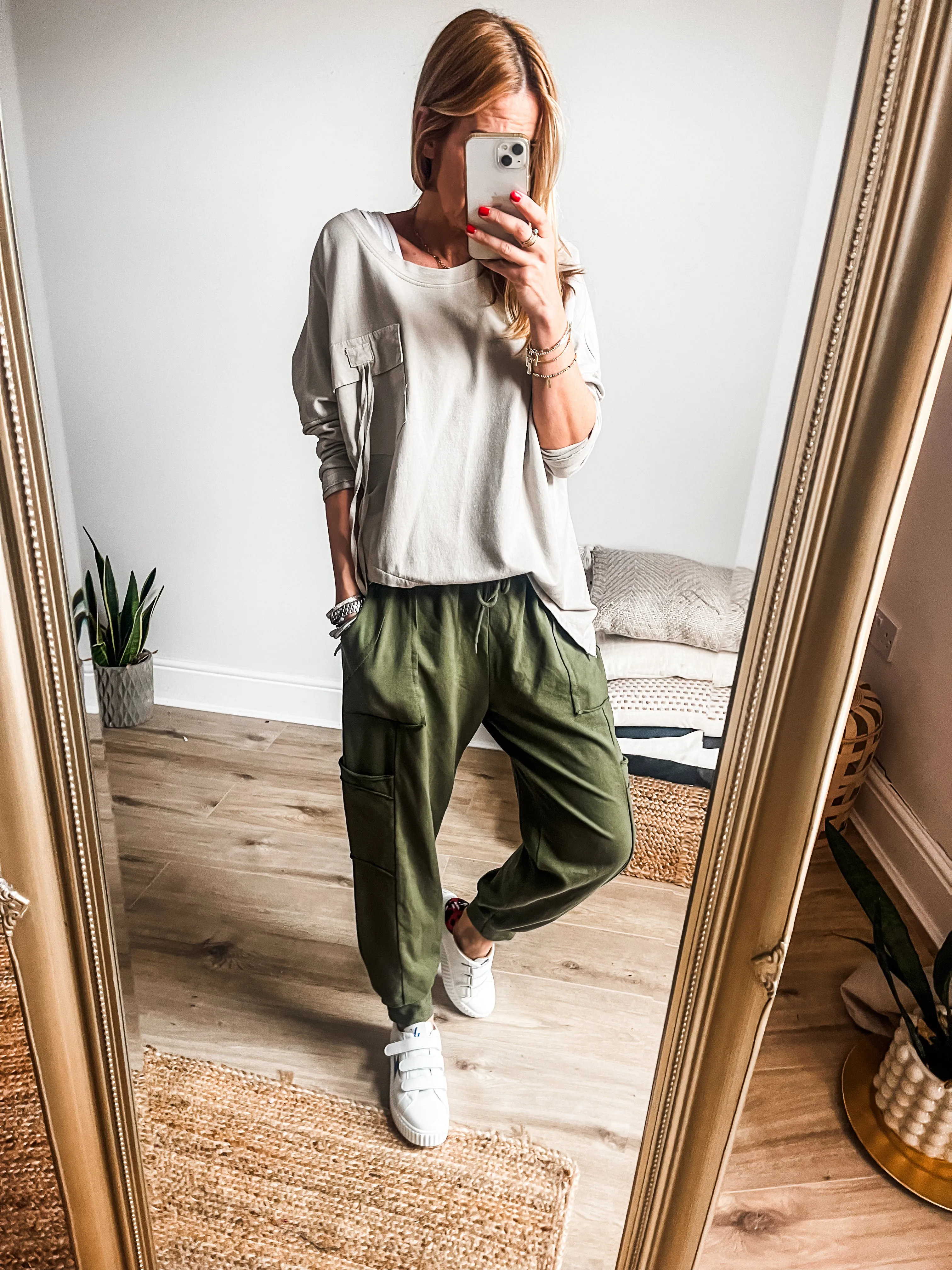 Cuffed Hem Cargo Joggers