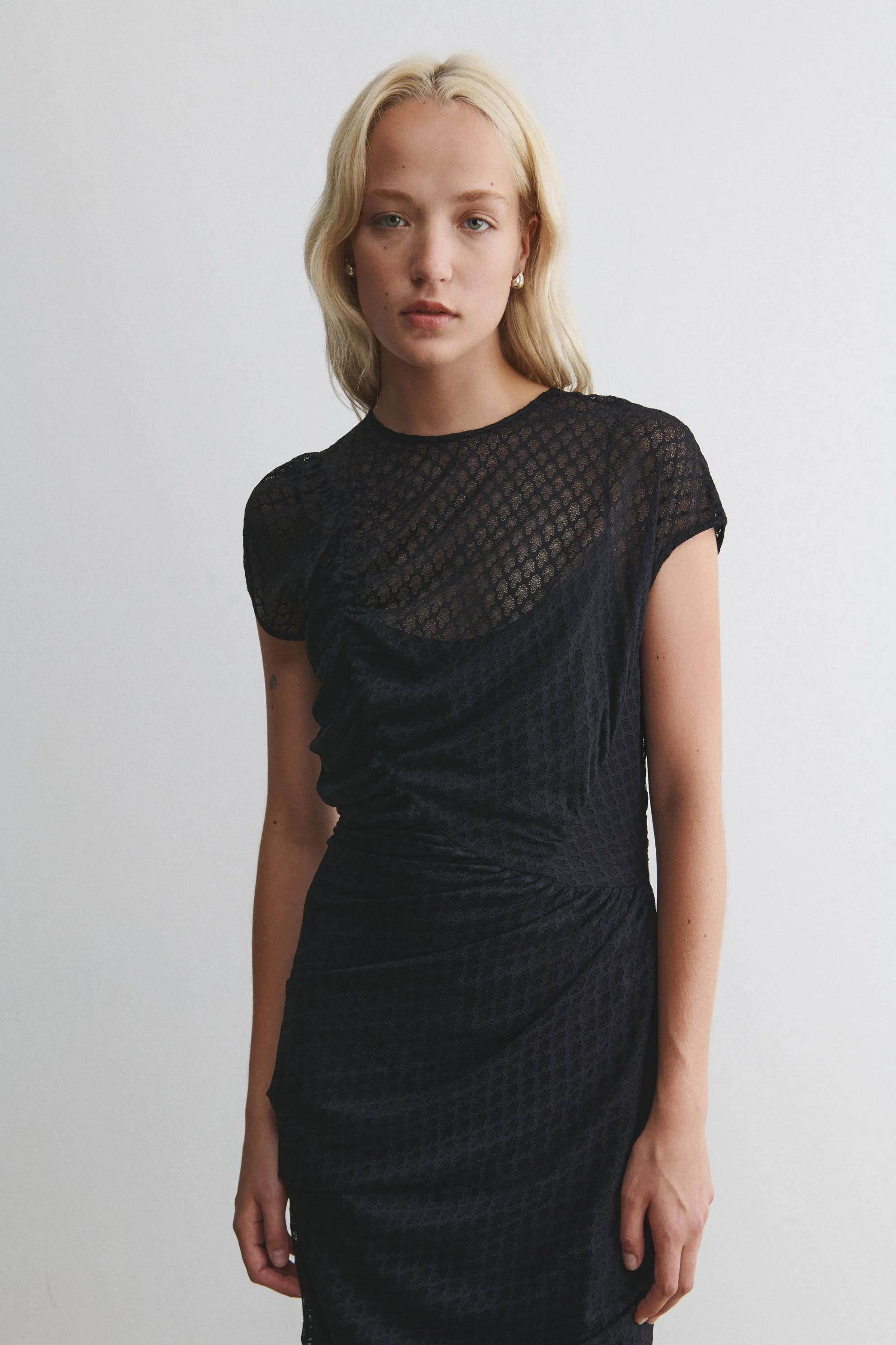 Delorate Dress