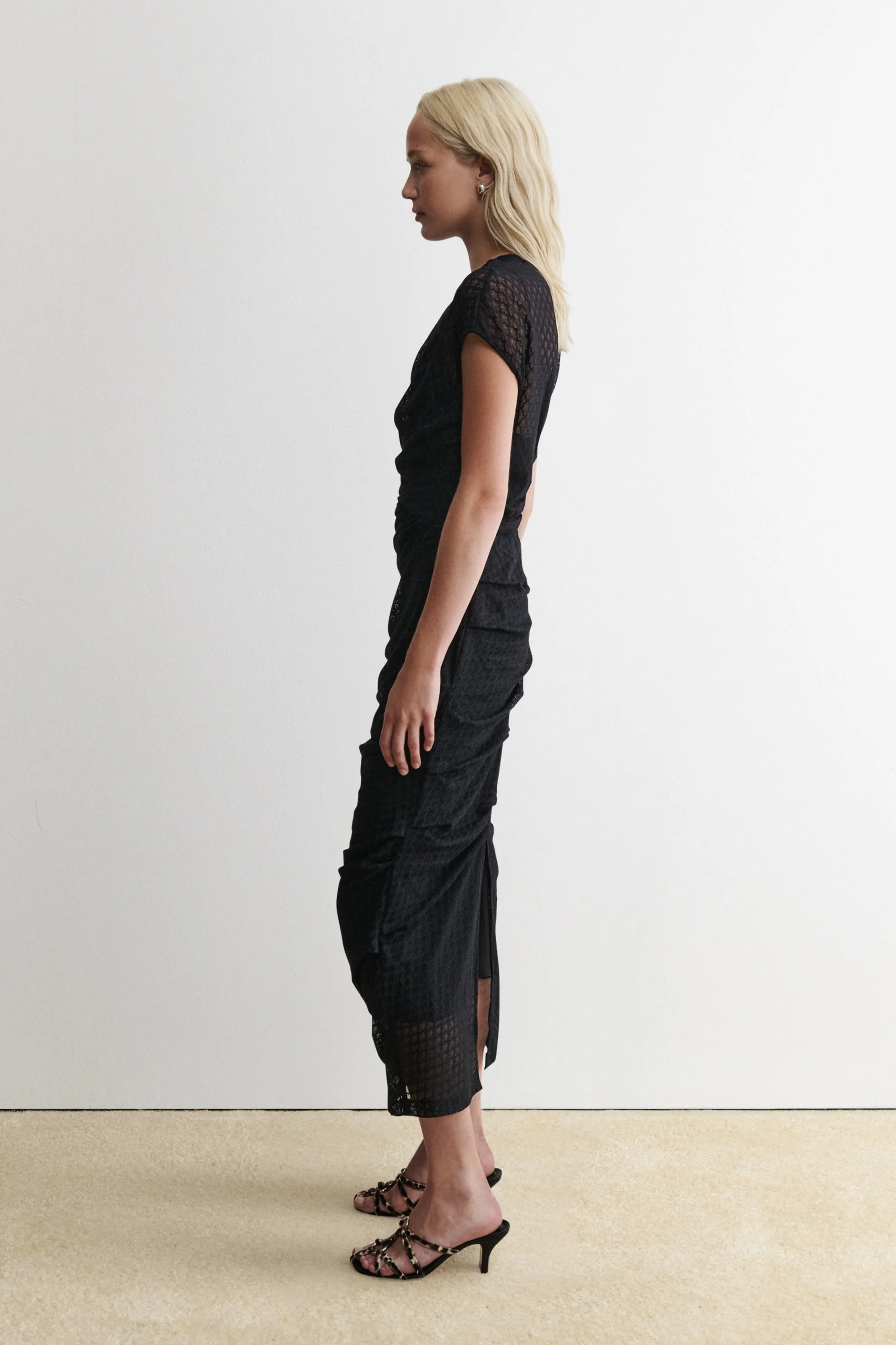 Delorate Dress