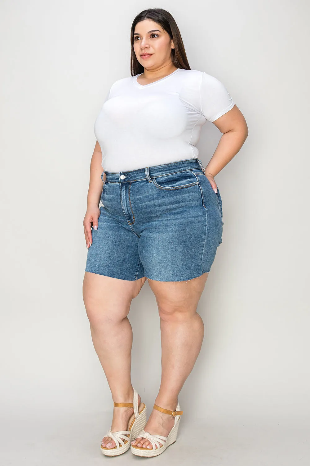 "Relaxed Babe" High Waist Slim Denim Shorts
