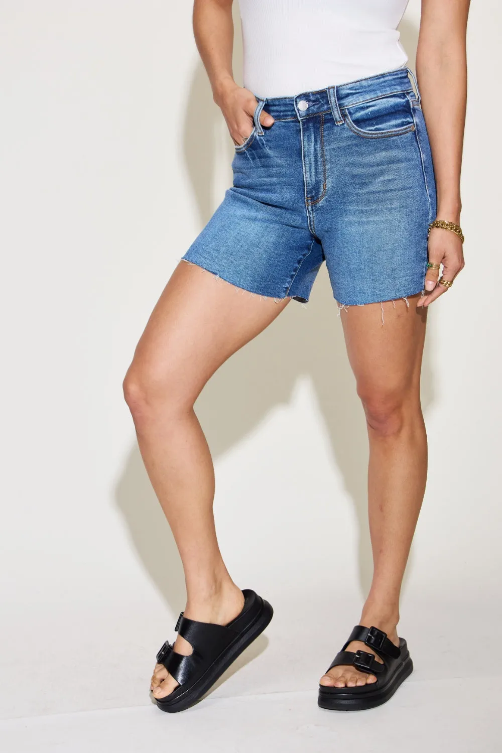 "Relaxed Babe" High Waist Slim Denim Shorts