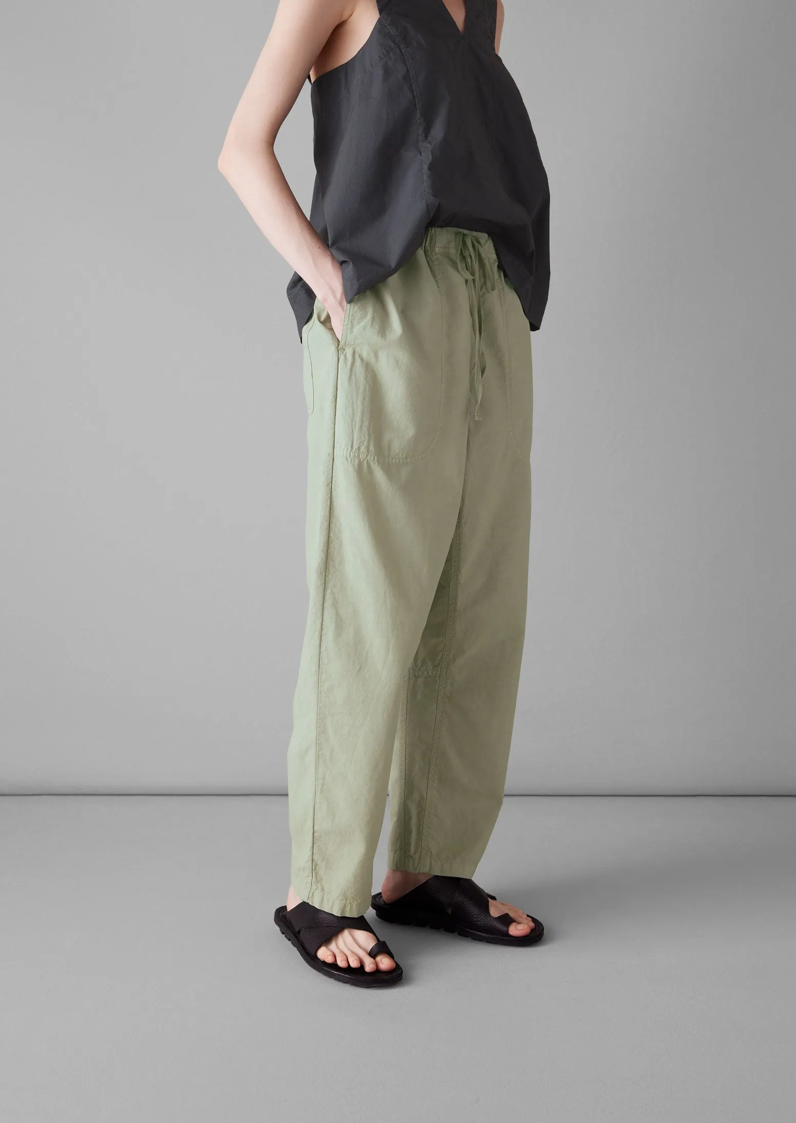 Suki Panelled Cotton Linen Trousers | Sage