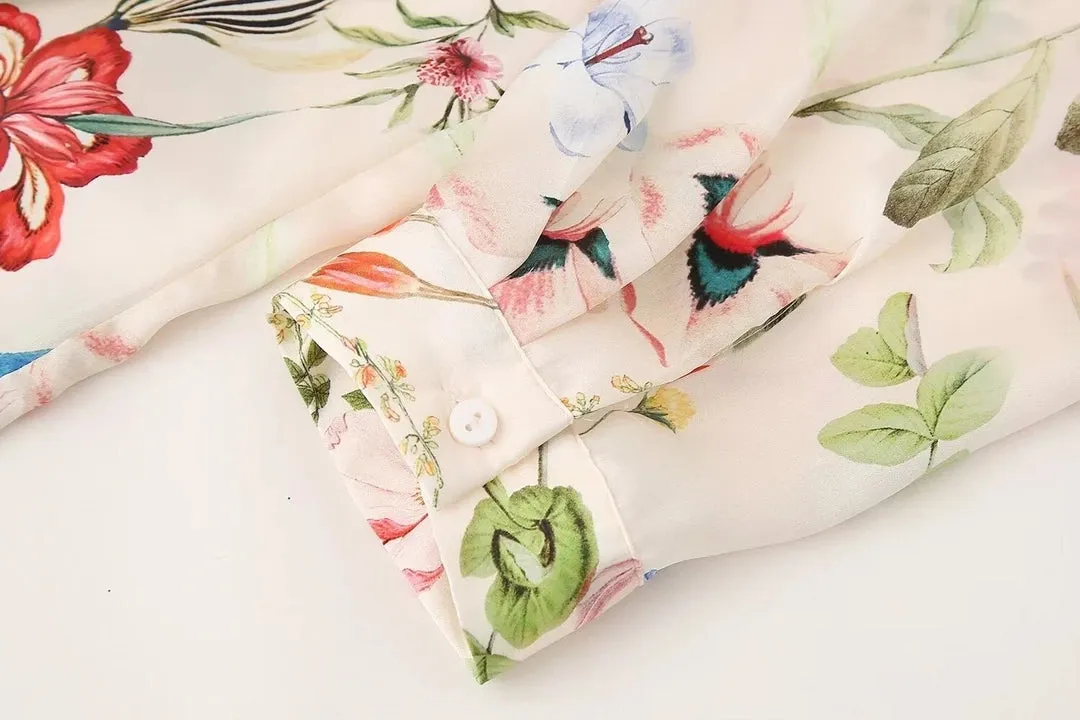 TEEK - Floral Prints Long Sleeve Blouse
