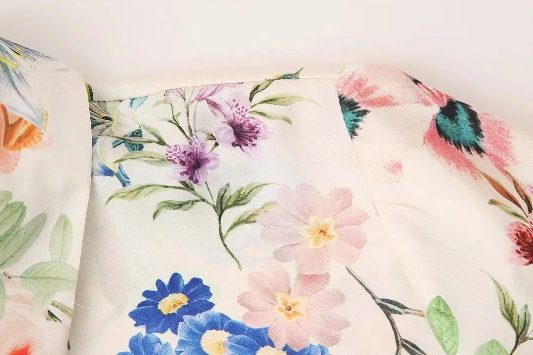 TEEK - Floral Prints Long Sleeve Blouse
