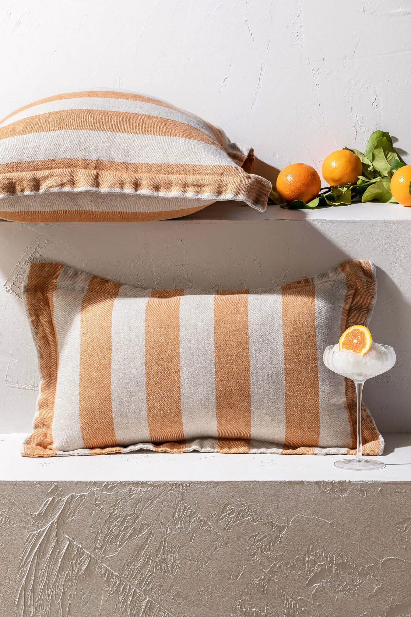 VOYAGE MINI CUSHION