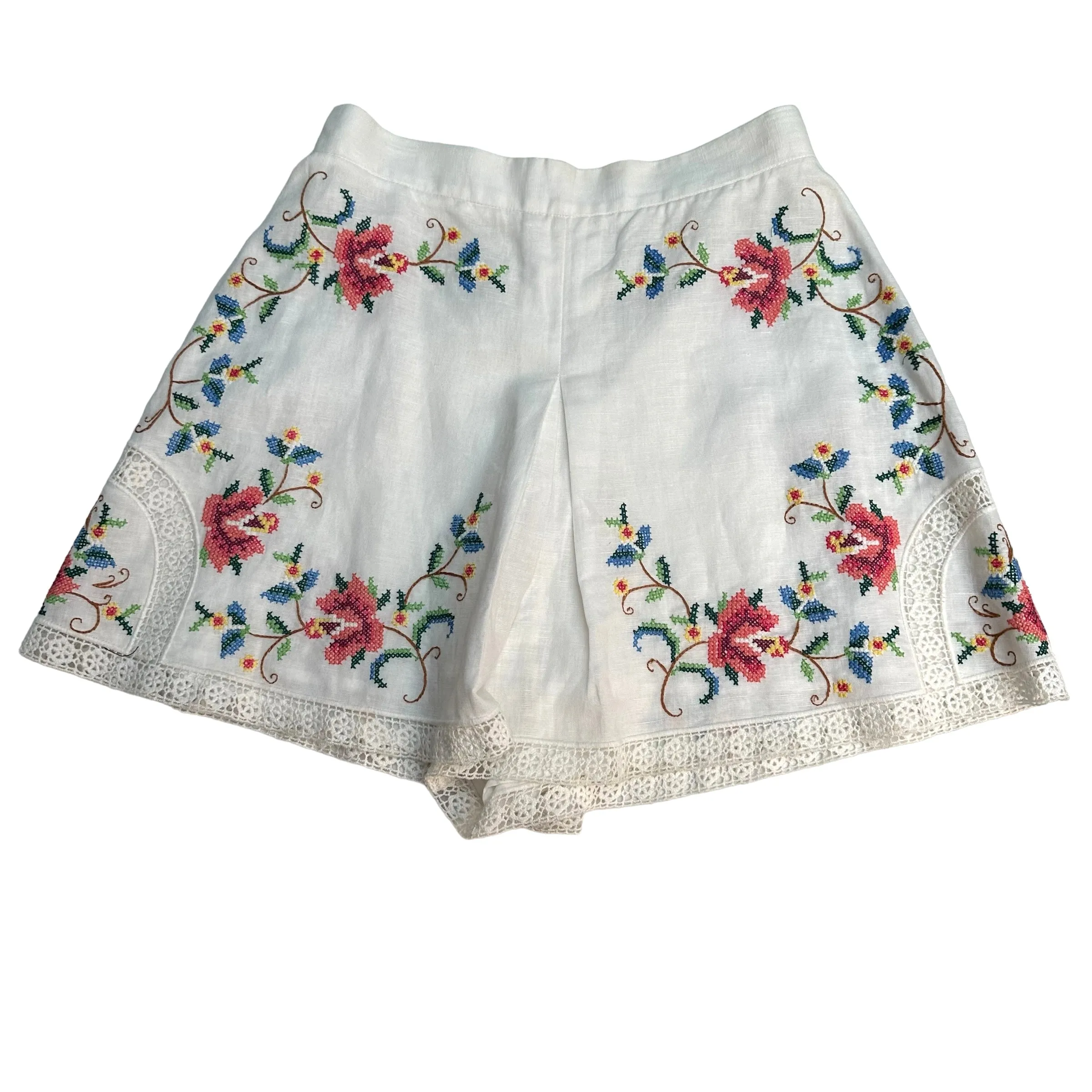 White Top & Shorts Set - 1