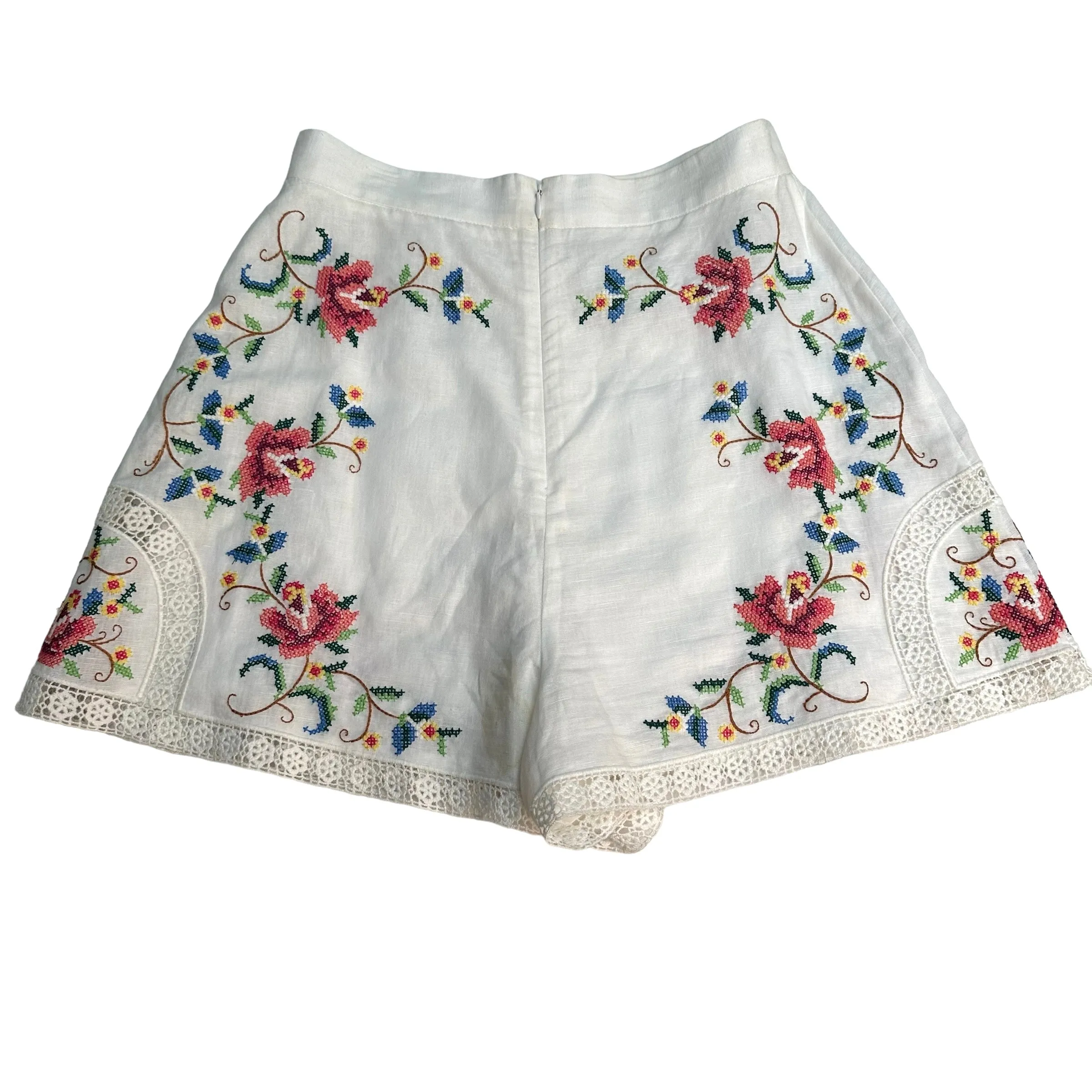 White Top & Shorts Set - 1